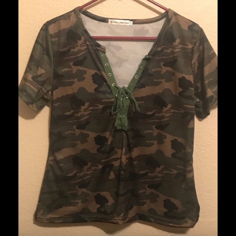 XL Lace-Up Camo Tee